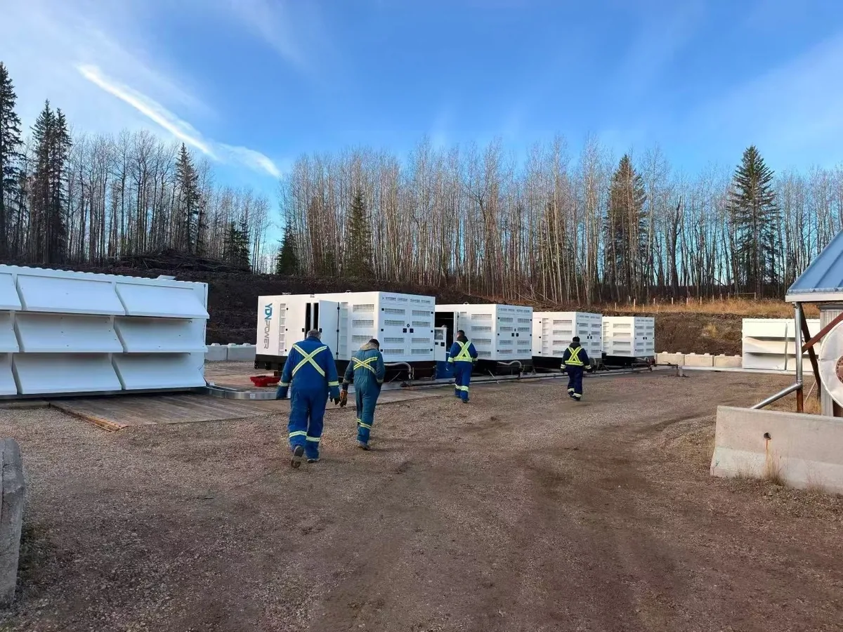 Containerised gas generator sets on a timber deck at an off-grid oilfield